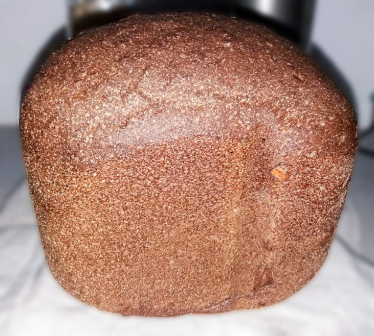 Рецепт ржаного хлеба на закваске в хлебопечке. Выпечка хлеба в хлебопечке. Хлеб на закваске в хлебопечке. Хлеб на ржаной закваске в хлебопечке. Черный хлеб на закваске.